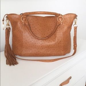 GILI leather hand/tote bag .